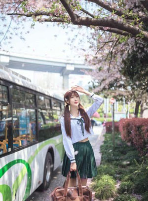 青青青亚洲国产在线观看_1080动漫在线观看