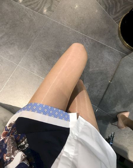 欧美整片丝袜_720动漫在线观看